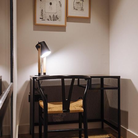R26 Suites Sevilla الغرفة الصورة