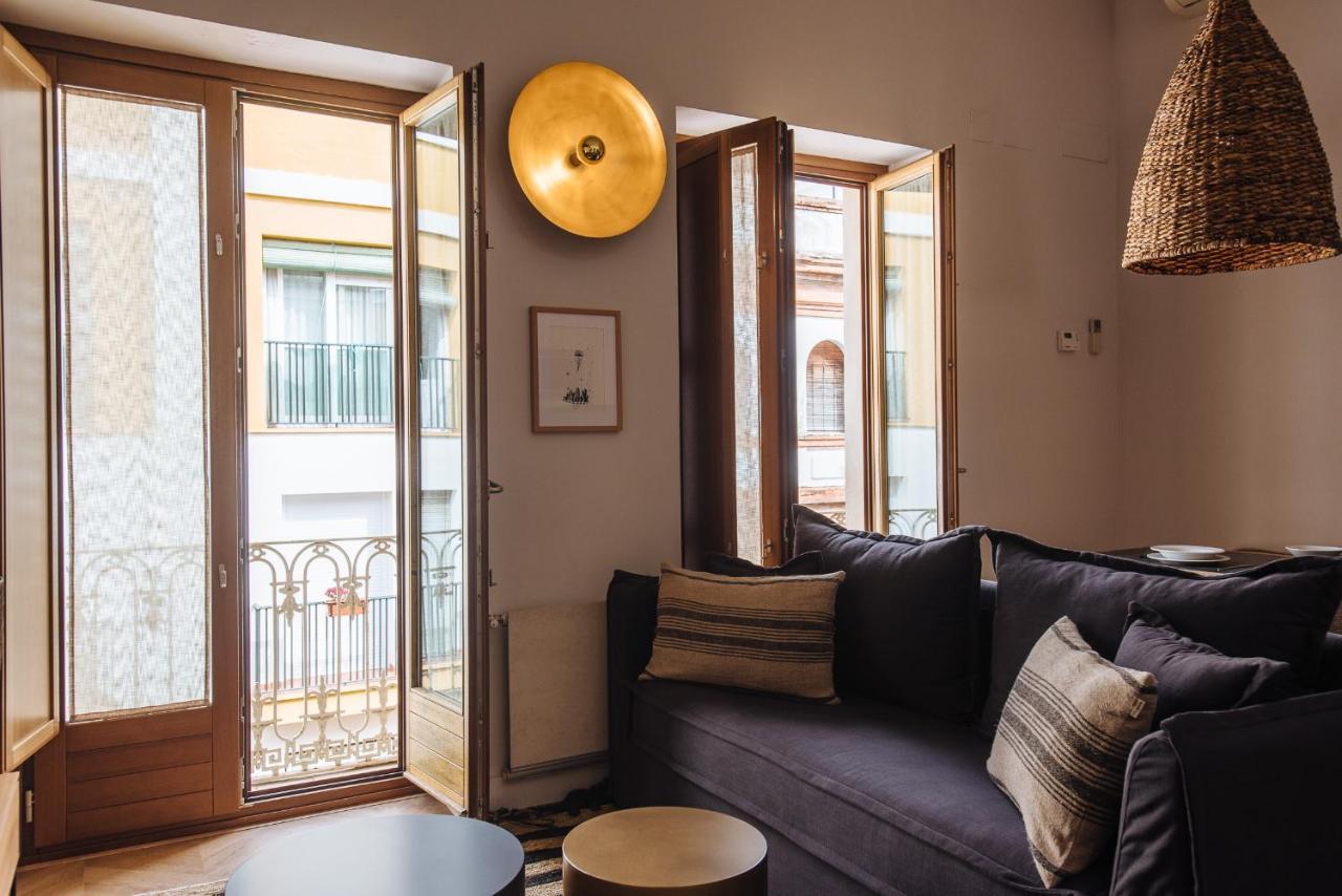 R26 Suites Sevilla الغرفة الصورة