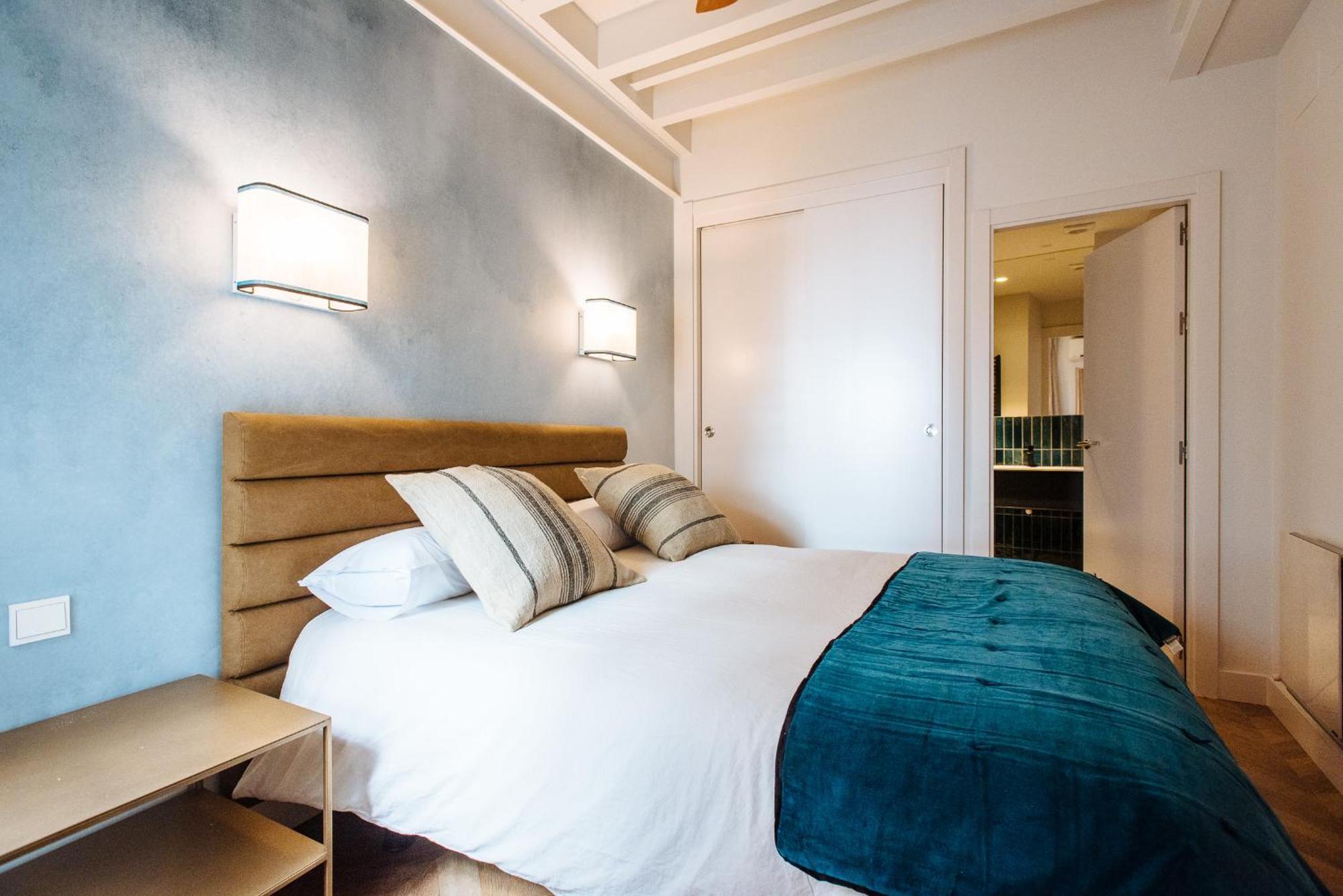 R26 Suites Sevilla الغرفة الصورة