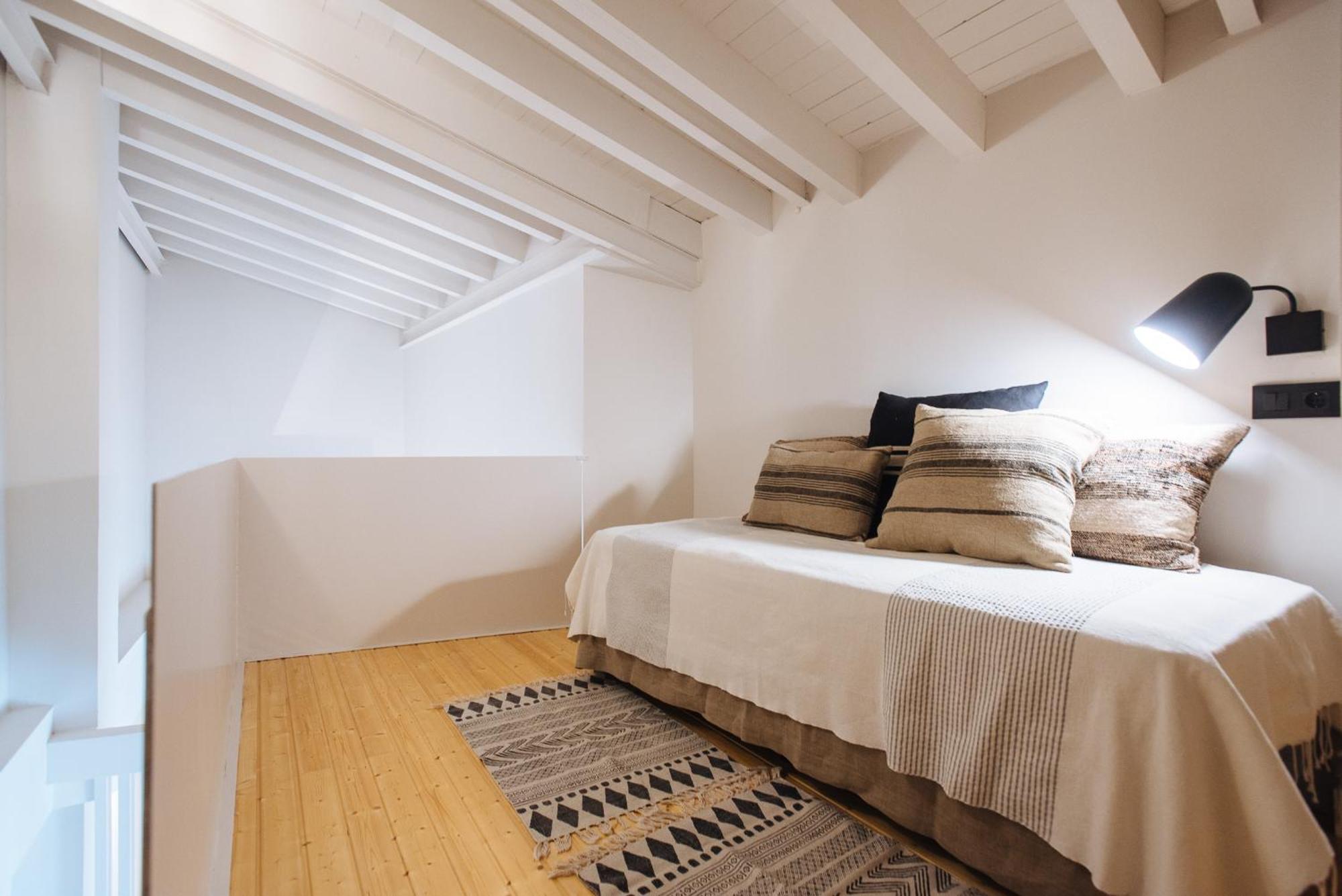R26 Suites Sevilla الغرفة الصورة