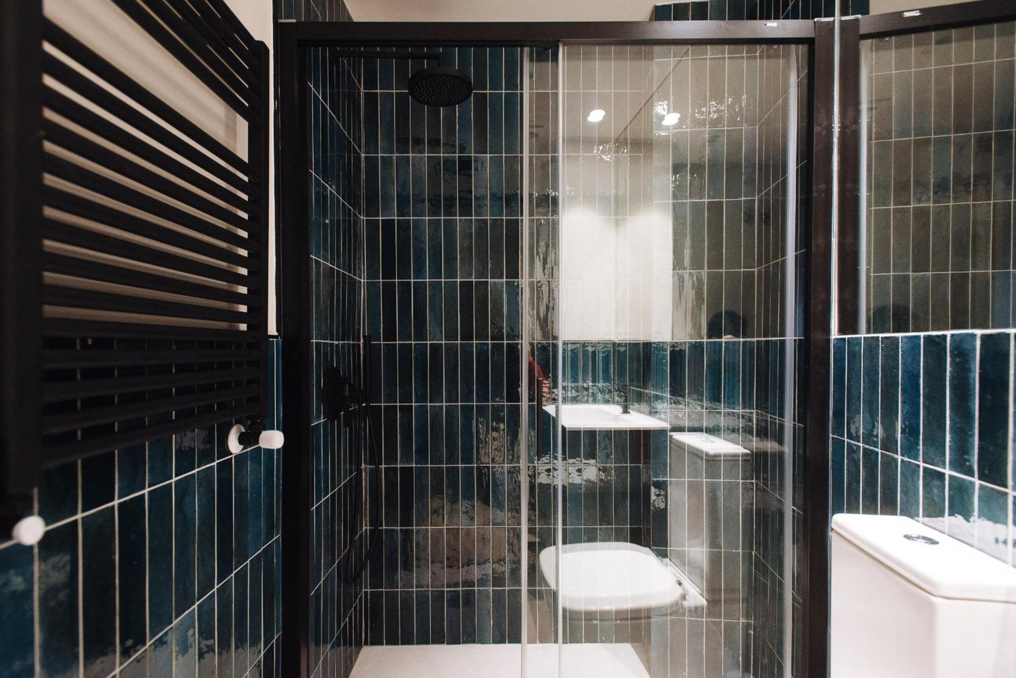R26 Suites Sevilla الغرفة الصورة