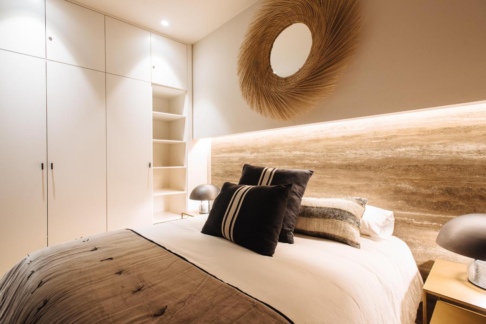 R26 Suites Sevilla الغرفة الصورة